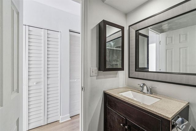 3206 W AZEELE STREET 120, Tampa, FL 33609