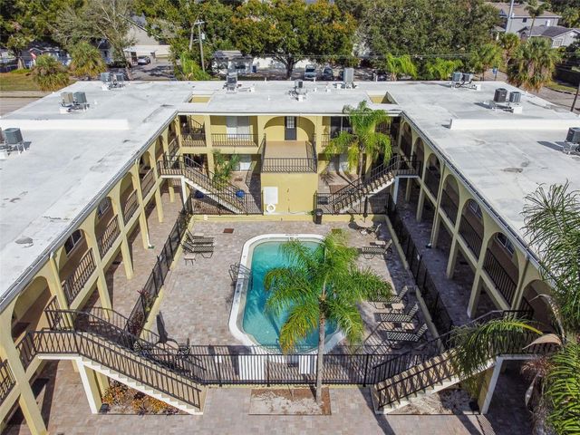 3206 W AZEELE STREET 120, Tampa, FL 33609