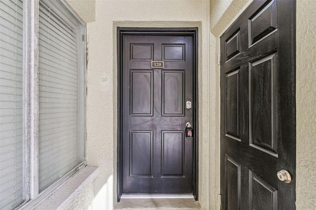 3206 W AZEELE STREET 120, Tampa, FL 33609