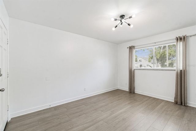 3206 W AZEELE STREET 120, Tampa, FL 33609