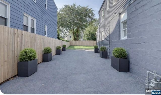 83 Bedford Street, East Orange, NJ 07018