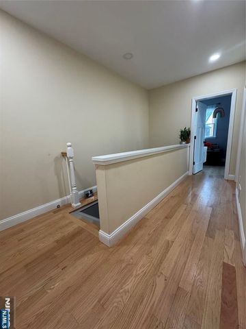 83 Bedford Street, East Orange, NJ 07018