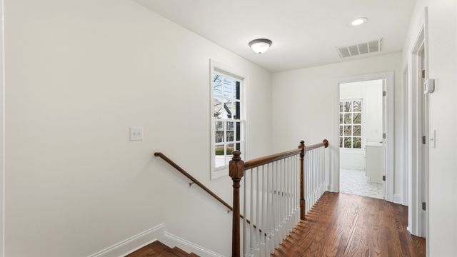 201 Acadia Ave, Franklin, TN 37064