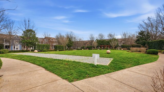 201 Acadia Ave, Franklin, TN 37064