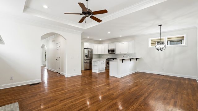 201 Acadia Ave, Franklin, TN 37064