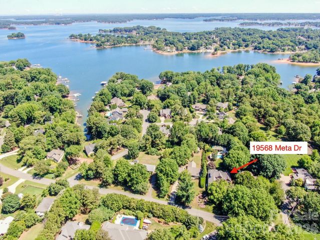 19568 Meta Road, Cornelius, NC 28031
