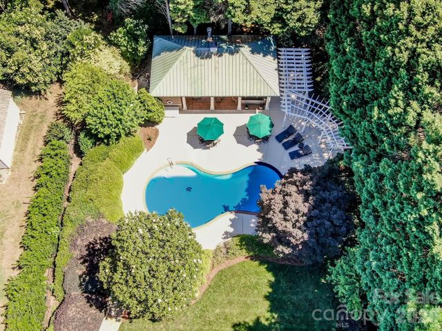 19568 Meta Road, Cornelius, NC 28031