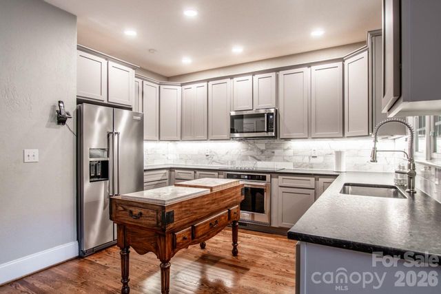19568 Meta Road, Cornelius, NC 28031