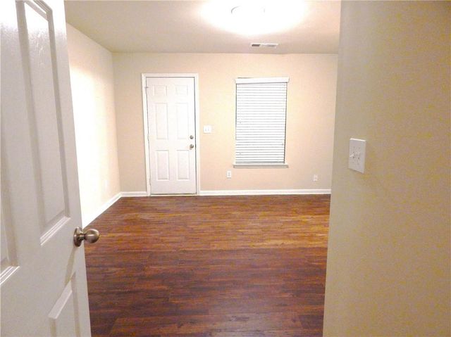 2199 Landing Walk Drive, Duluth, GA 30097