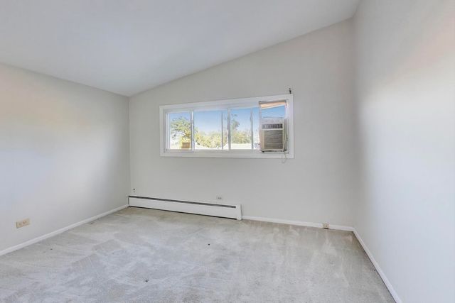 9454 Potter Road, Des Plaines, IL 60016