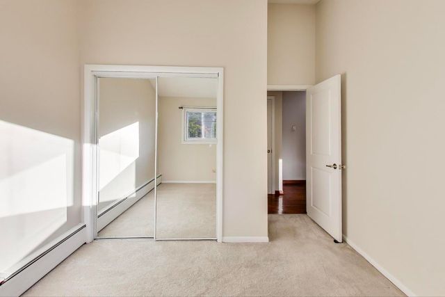 9454 Potter Road, Des Plaines, IL 60016