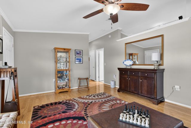 141 KITTY Avenue, Interlachen, FL 32148