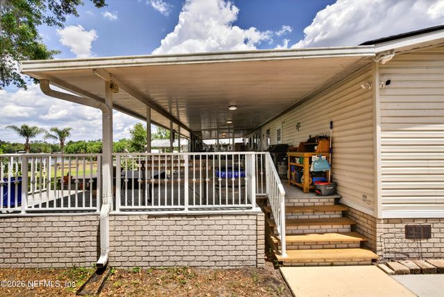 141 KITTY Avenue, Interlachen, FL 32148