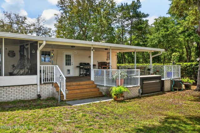 141 KITTY Avenue, Interlachen, FL 32148