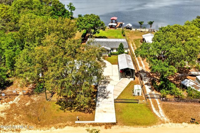 141 KITTY Avenue, Interlachen, FL 32148
