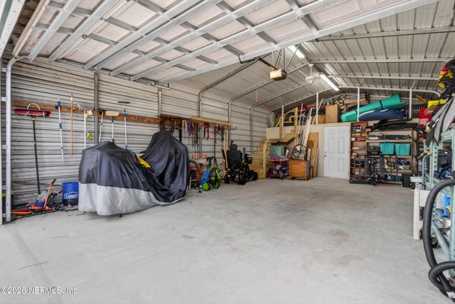 141 KITTY Avenue, Interlachen, FL 32148