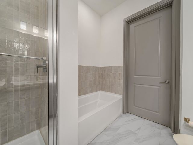 2700 Old Denton Road 3352, Carrollton, TX 75007