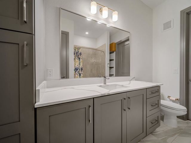 2700 Old Denton Road 3352, Carrollton, TX 75007