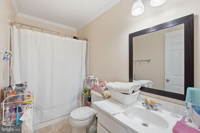 4118 BROOKGREEN DR, Fairfax, VA 22033