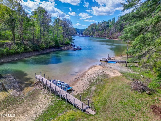 308 Friendship Road, Bristol, TN 37620