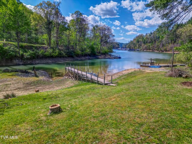 308 Friendship Road, Bristol, TN 37620
