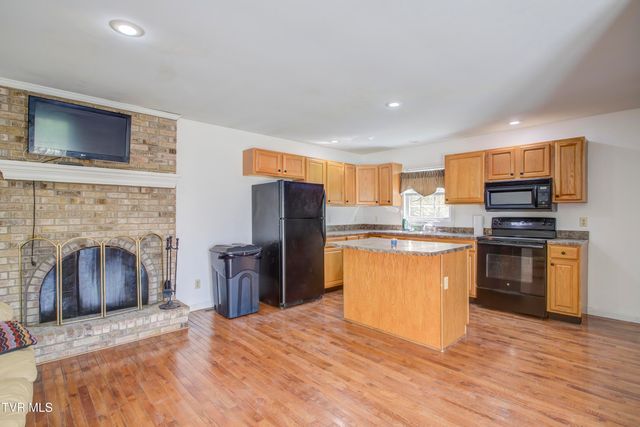 308 Friendship Road, Bristol, TN 37620