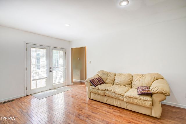 308 Friendship Road, Bristol, TN 37620
