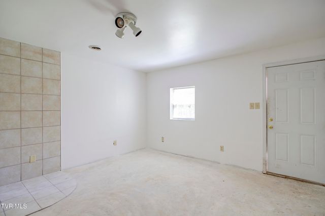 308 Friendship Road, Bristol, TN 37620