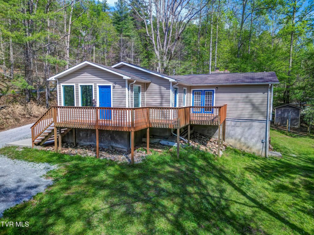 308 Friendship Road, Bristol, TN 37620