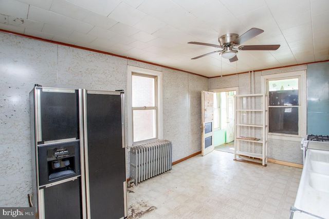 916 JEFFERSON AVE, Bristol, PA 19007