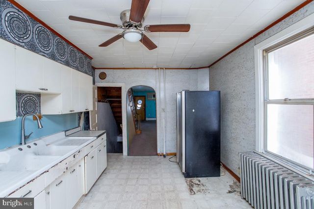 916 JEFFERSON AVE, Bristol, PA 19007