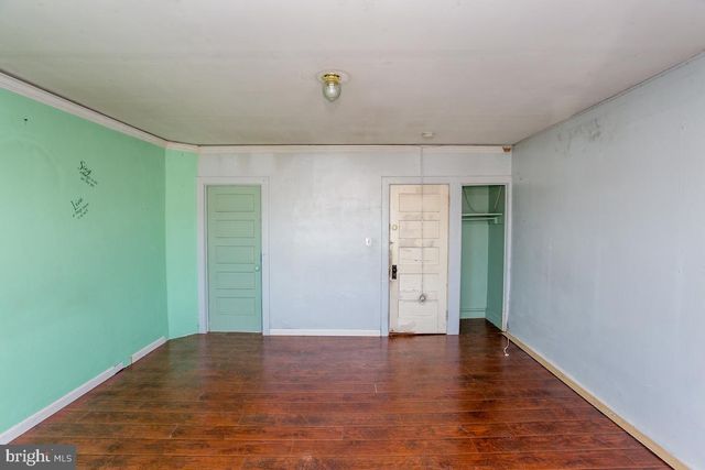 916 JEFFERSON AVE, Bristol, PA 19007