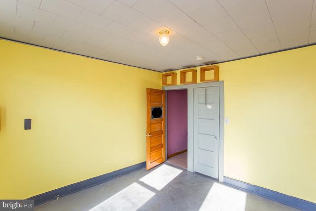 916 JEFFERSON AVE, Bristol, PA 19007