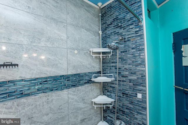 916 JEFFERSON AVE, Bristol, PA 19007