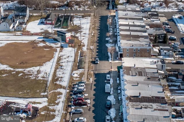 916 JEFFERSON AVE, Bristol, PA 19007