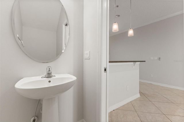 14030 SPARKLING COVE LANE 603, Windermere, FL 34786