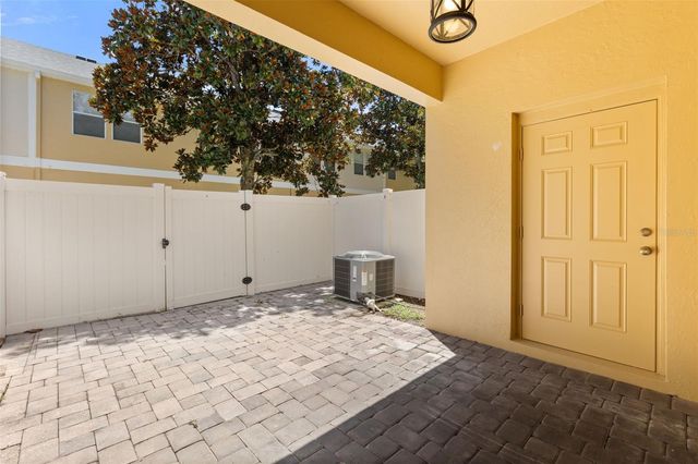 14030 SPARKLING COVE LANE 603, Windermere, FL 34786