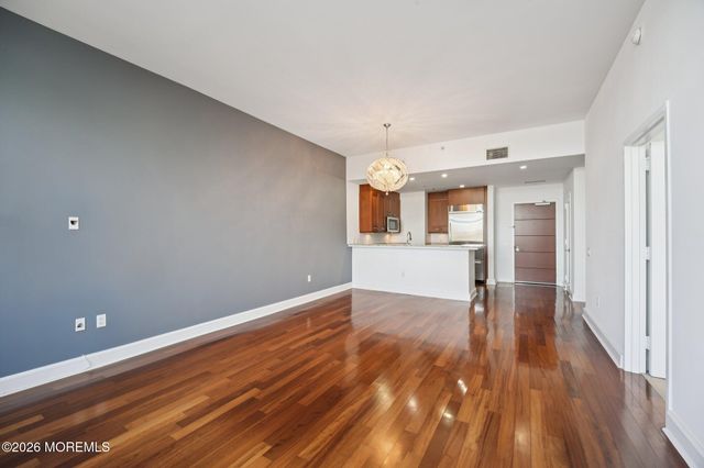 8100 River Road 209, North Bergen, NJ 07047