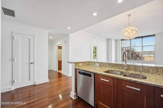 8100 River Road 209, North Bergen, NJ 07047