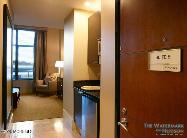 8100 River Road 209, North Bergen, NJ 07047