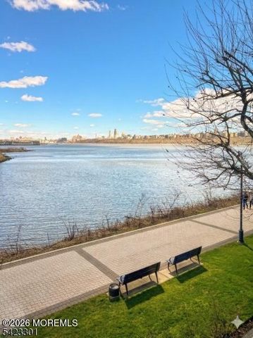 8100 River Road 209, North Bergen, NJ 07047