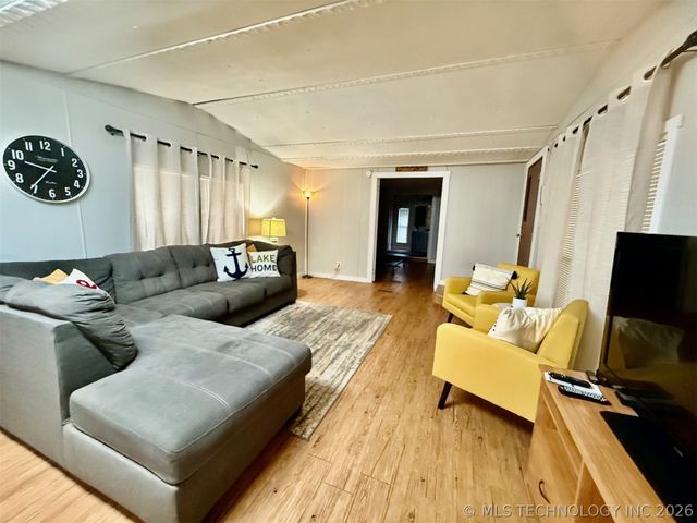 34299 S Terrapin Creek, Cookson, OK 74427