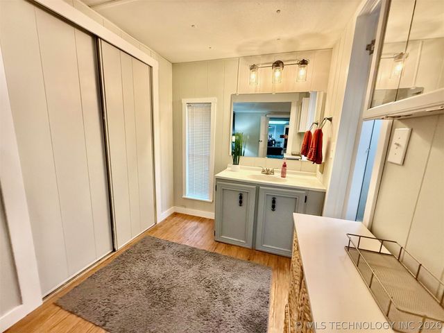 34299 S Terrapin Creek, Cookson, OK 74427