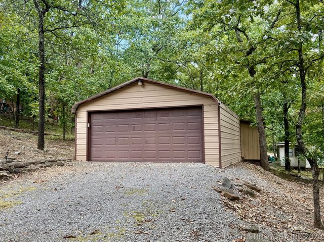 34299 S Terrapin Creek, Cookson, OK 74427