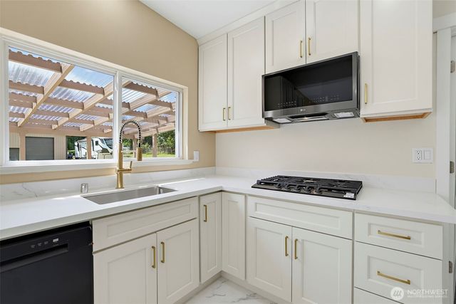 18625 SE 213th Street, Renton, WA 98058