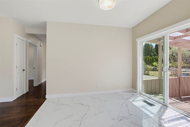 18625 SE 213th Street, Renton, WA 98058