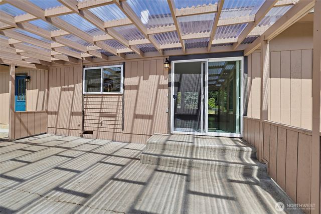 18625 SE 213th Street, Renton, WA 98058