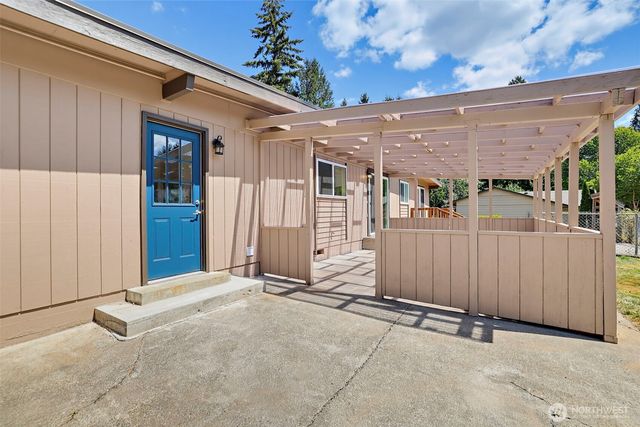 18625 SE 213th Street, Renton, WA 98058
