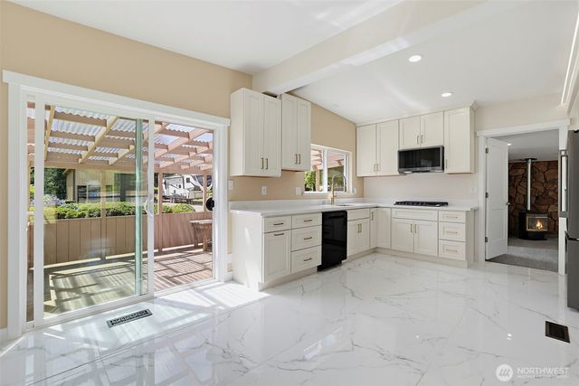 18625 SE 213th Street, Renton, WA 98058