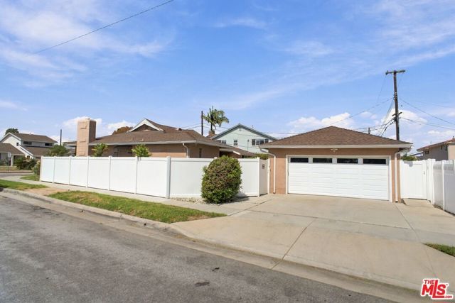 23546 Ladeene Avenue, Torrance, CA 90505
